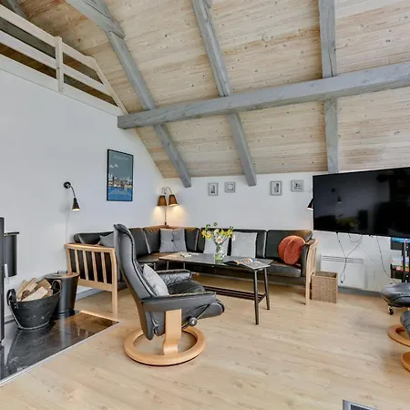 Gizella - 850m To The Fjord By Interhome Feriehus